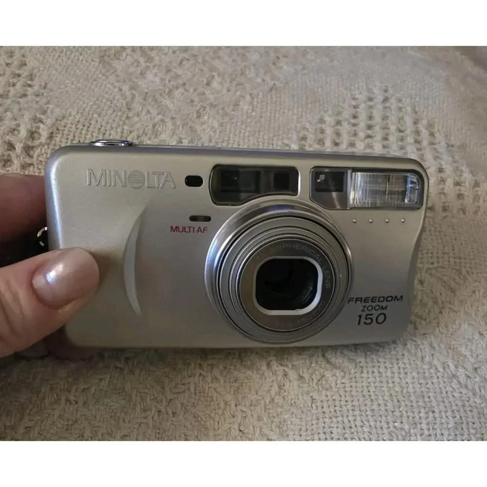 Vintage Minolta Camera Freedom Zoom 150 Multi AF Point & Shoot 35mm Film Works